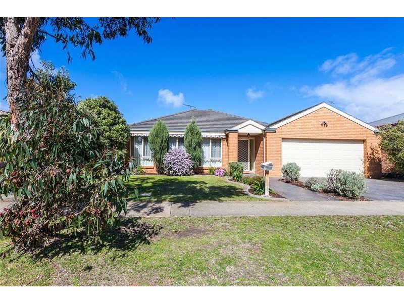 24 Glaneuse Avenue, Torquay VIC 3228
