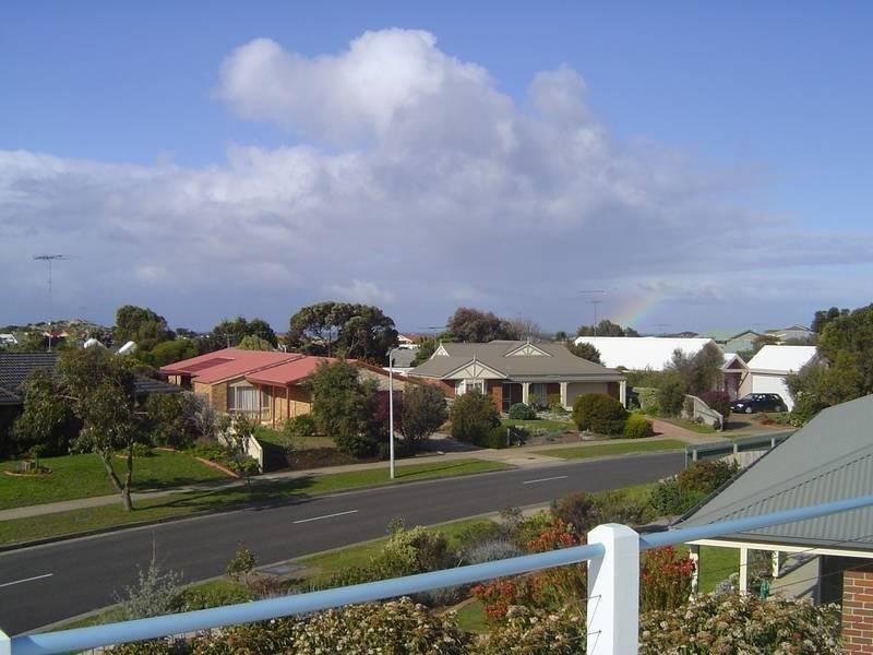 56 Glaneuse Avenue, Torquay VIC 3228