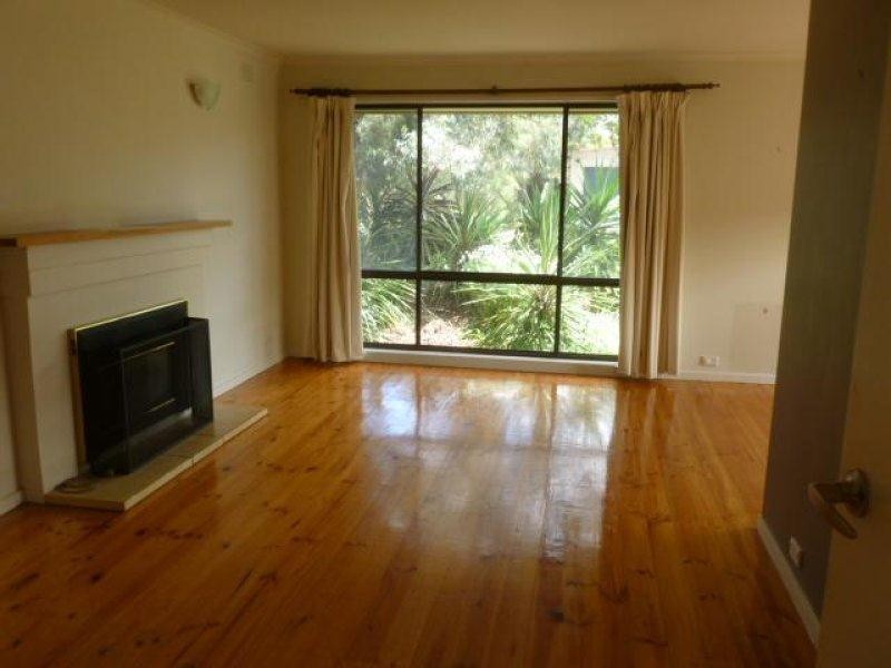 8 Endeavour Drive, Torquay VIC 3228