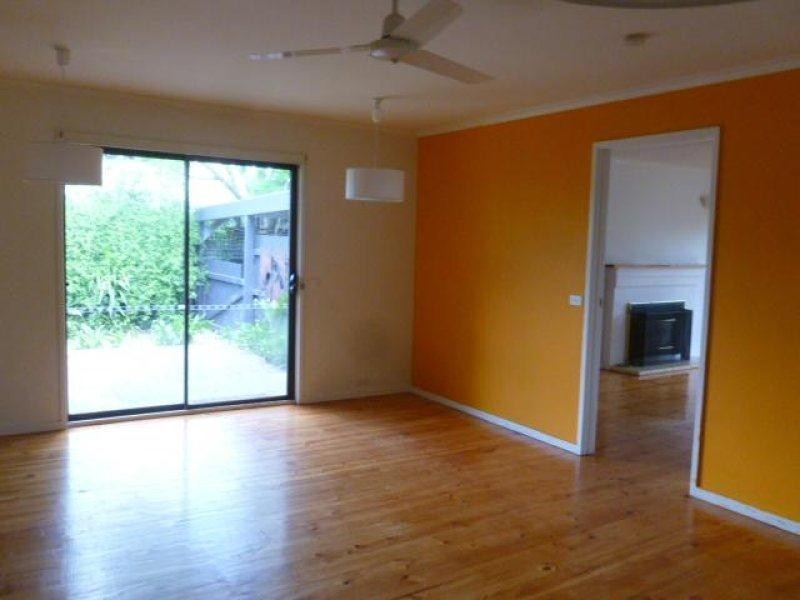 8 Endeavour Drive, Torquay VIC 3228