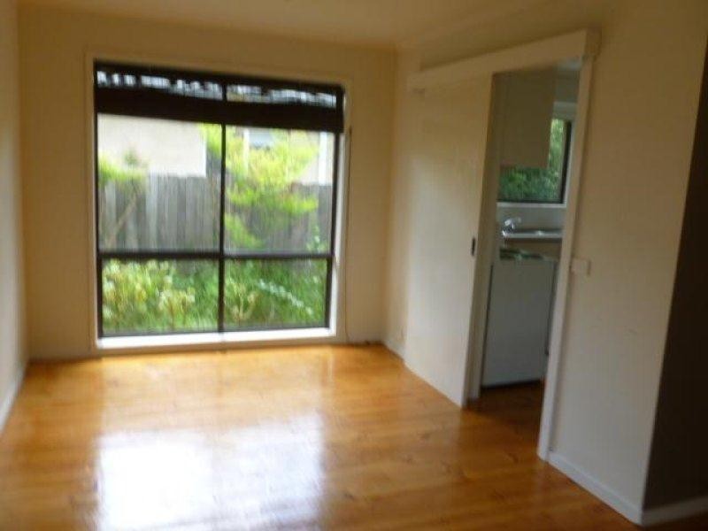 8 Endeavour Drive, Torquay VIC 3228