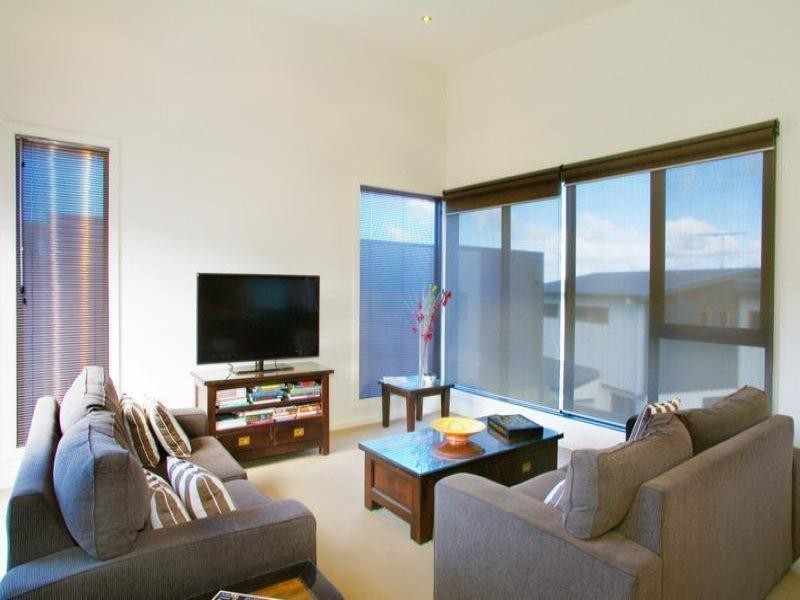 2/13 Seaview Rise, Jan Juc VIC 3228