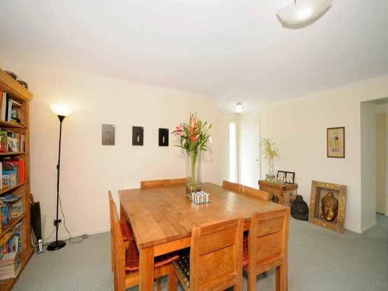 98 Beach Road, Torquay VIC 3228