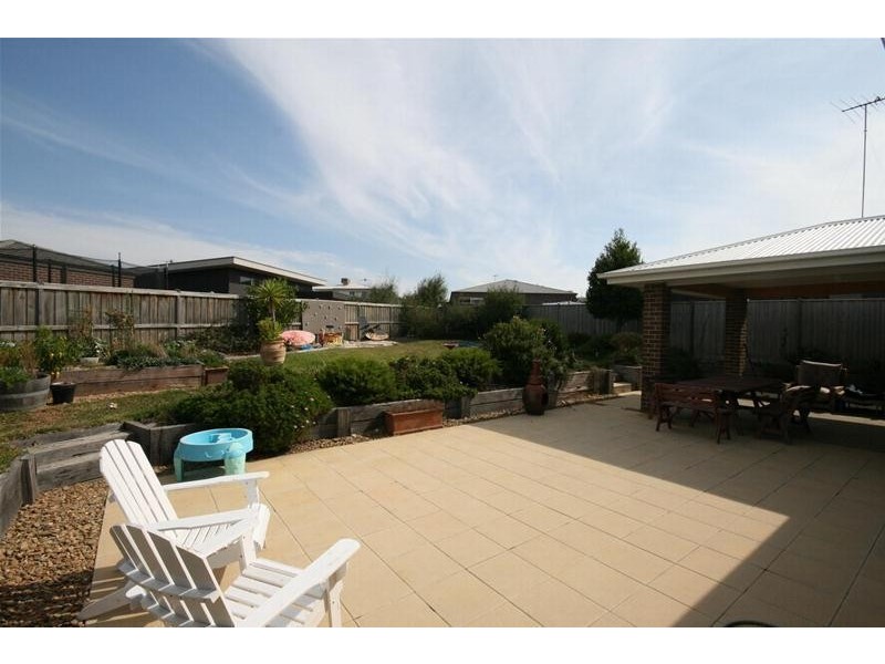 5 Wave Crescent, Torquay VIC 3228