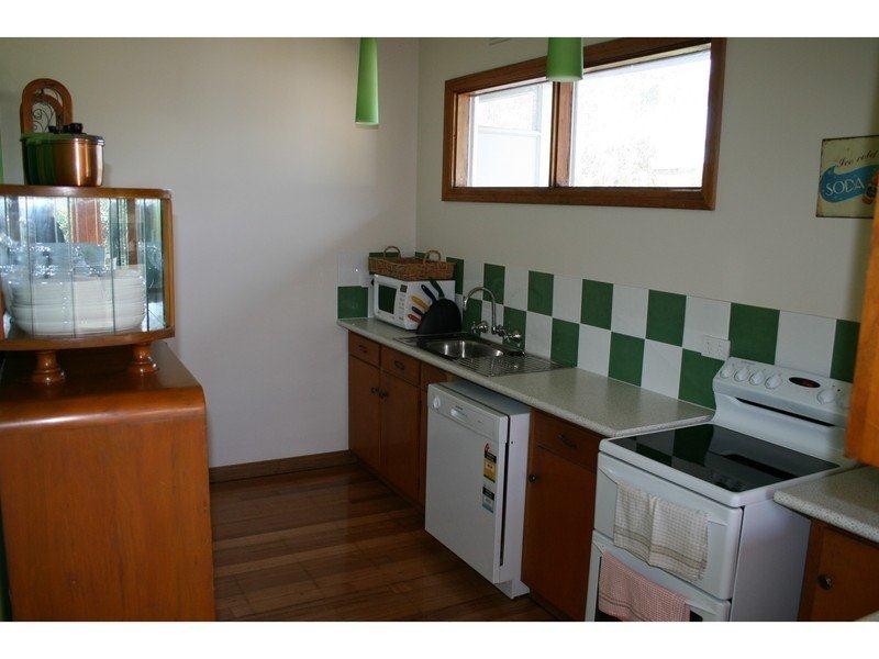 51 Grandview Road, Torquay VIC 3228