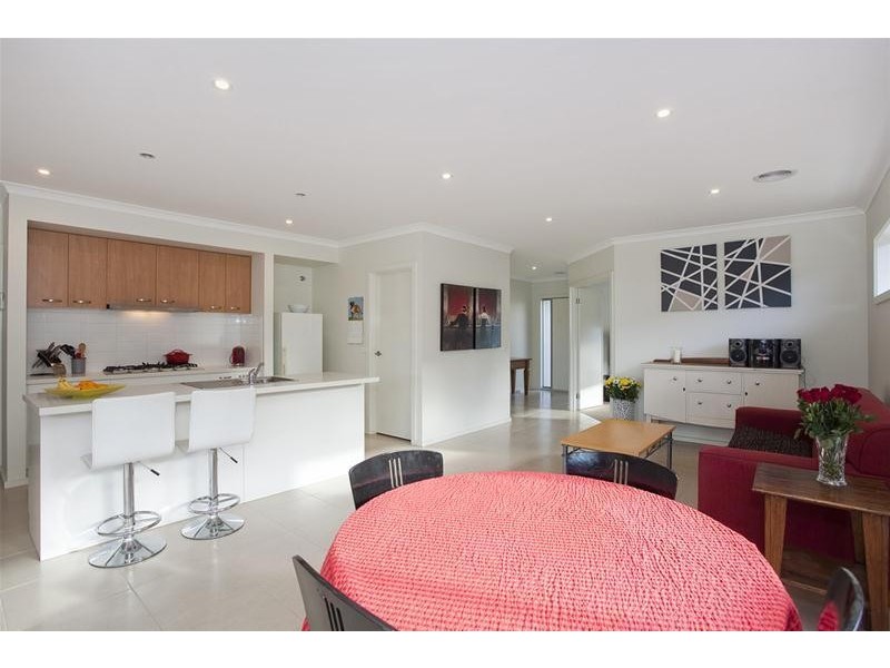 18 Sunnymead Avenue, Torquay VIC 3228