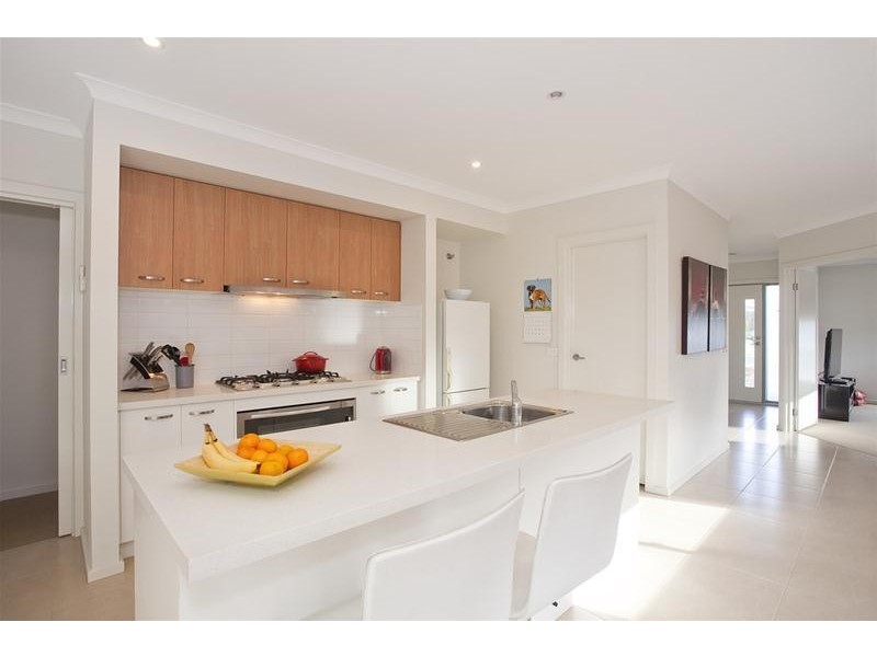 18 Sunnymead Avenue, Torquay VIC 3228