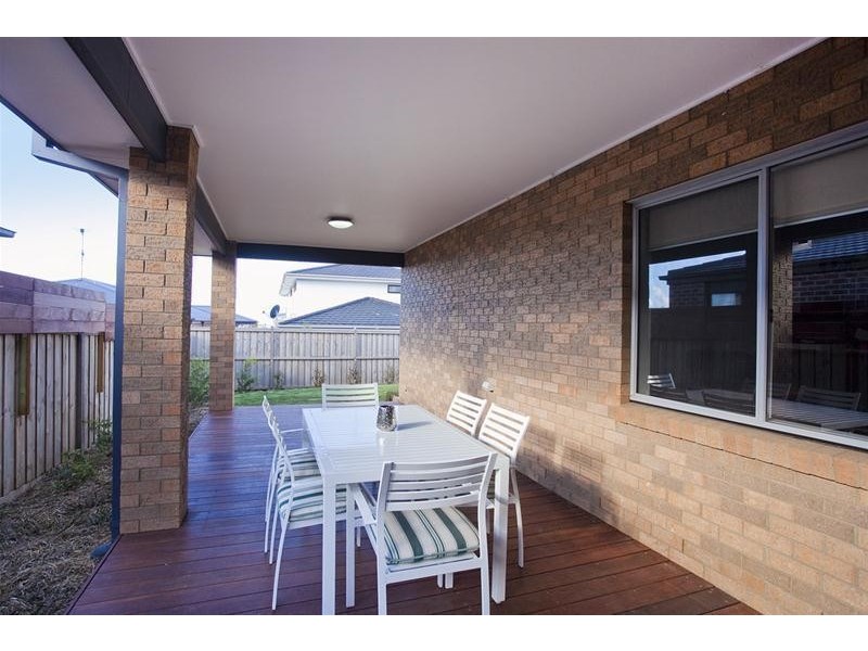 18 Sunnymead Avenue, Torquay VIC 3228