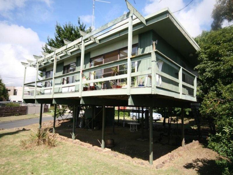 12 Torquay Boulevard, Jan Juc VIC 3228