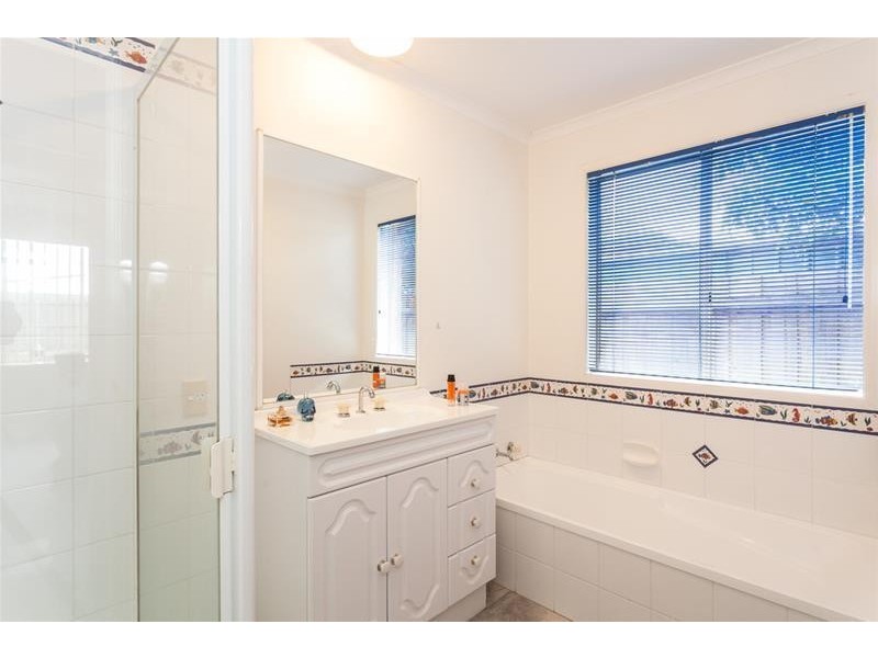 19 Boscarne Avenue, Torquay VIC 3228