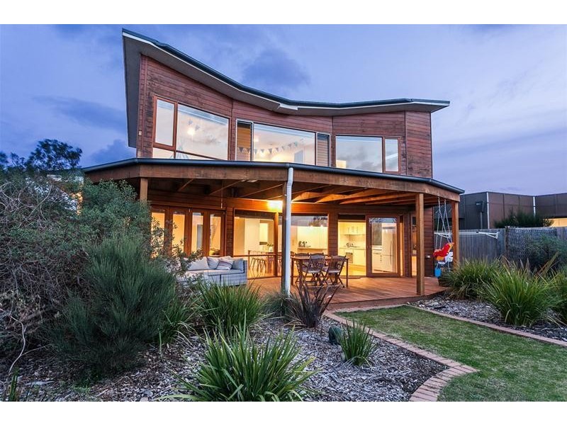 31 St Georges Way, Torquay VIC 3228