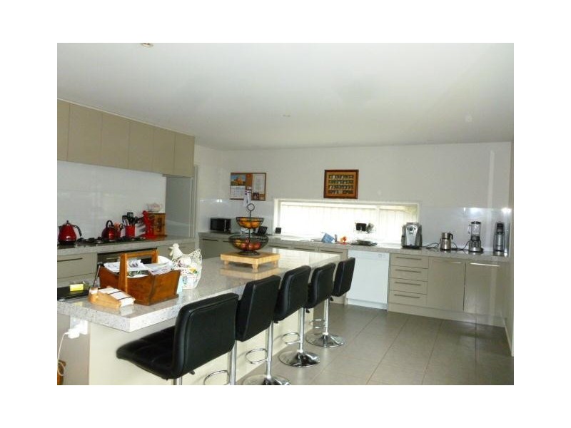 37 Pacific Drive, Torquay VIC 3228