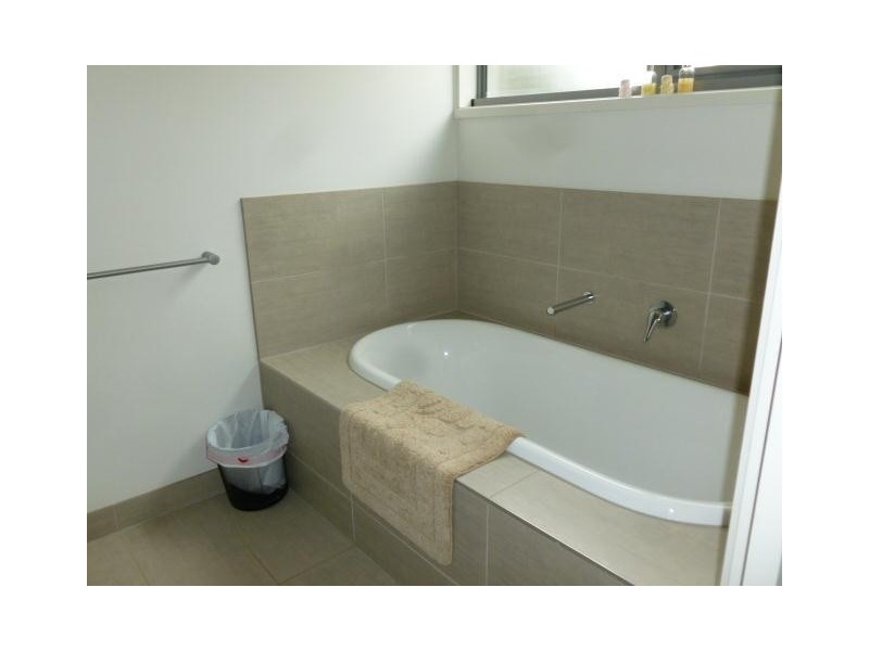 37 Pacific Drive, Torquay VIC 3228