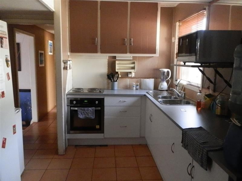 6 Warman Avenue, Newman WA 6753