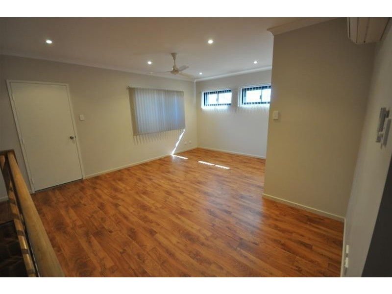 16b Somerset Crescent, South Hedland WA 6722