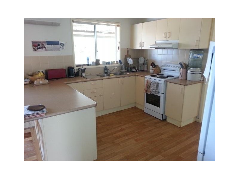 4 Howard Drive, Newman WA 6753