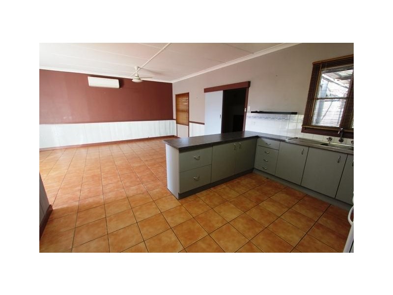 26 Weaver Place, South Hedland WA 6722