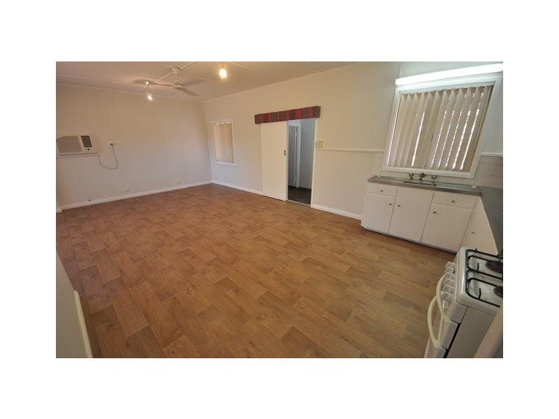 21 Somerset Crescent, South Hedland WA 6722