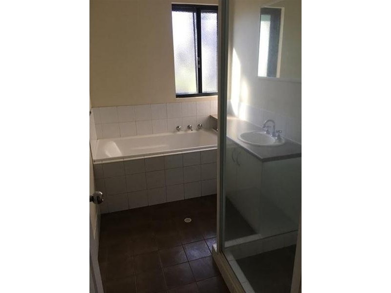 32 Minderoo Avenue, South Hedland WA 6722