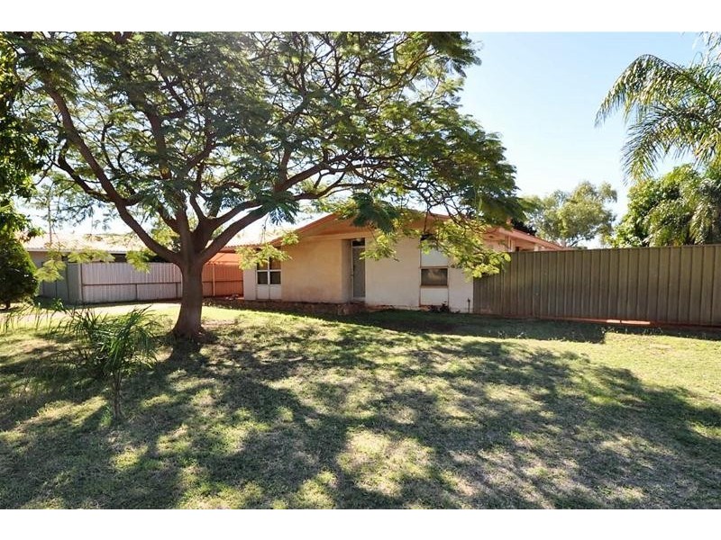 17 Yanboombah Close, Newman WA 6753