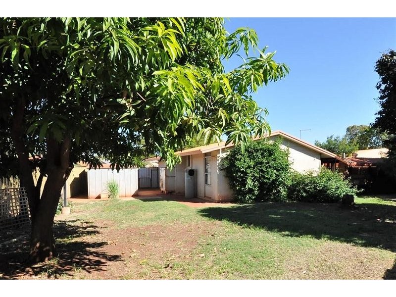 17 Yanboombah Close, Newman WA 6753