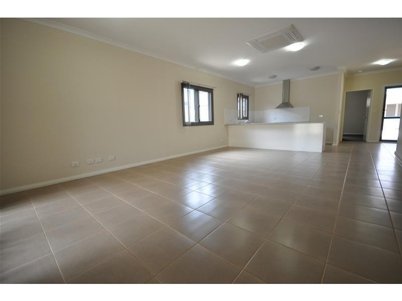 2/13 Delamere Place, South Hedland WA 6722