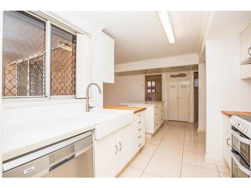 24 Boogalla Crescent, South Hedland WA 6722