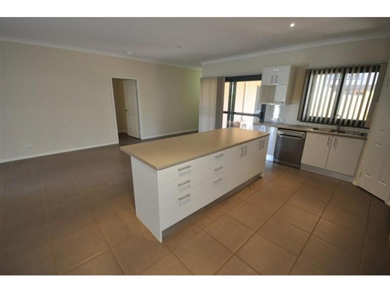 2A Draper Place, South Hedland WA 6722