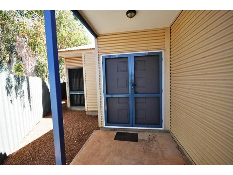 2A Draper Place, South Hedland WA 6722
