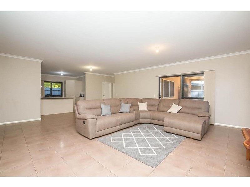 6 Nix Avenue, South Hedland WA 6722