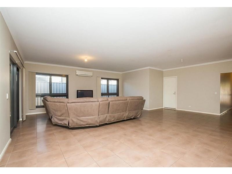 6 Nix Avenue, South Hedland WA 6722