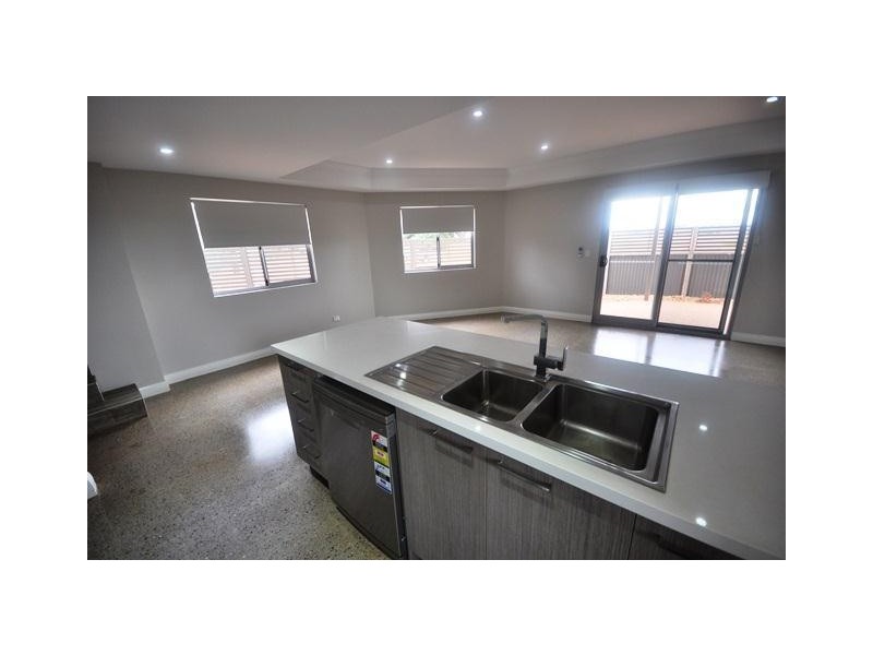 4/10 Eucla Close, South Hedland WA 6722