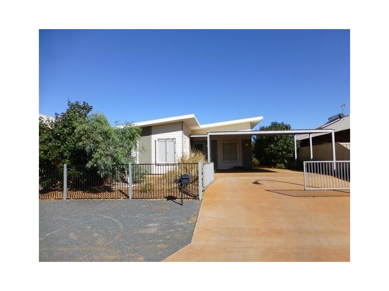10 Dowitcher Avenue, South Hedland WA 6722