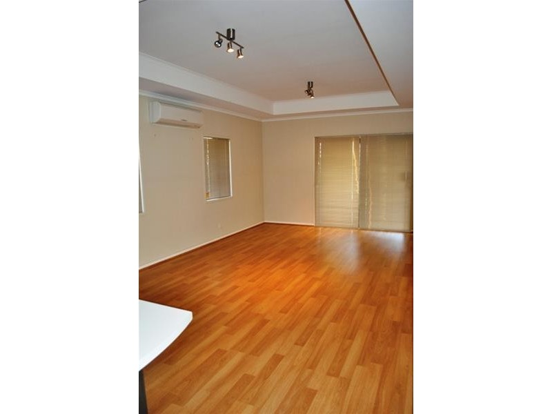 34 Minderoo Avenue, South Hedland WA 6722