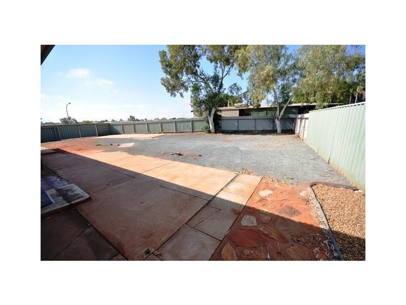 25 Banksia Street, South Hedland WA 6722