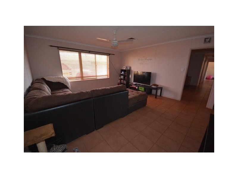 16 Selman Avenue, Newman WA 6753