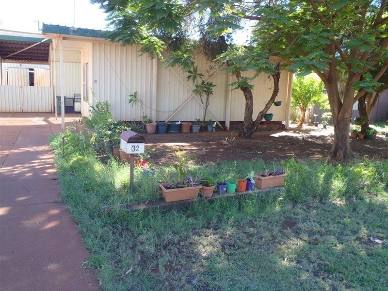 32 Mindarra Drive, Newman WA 6753