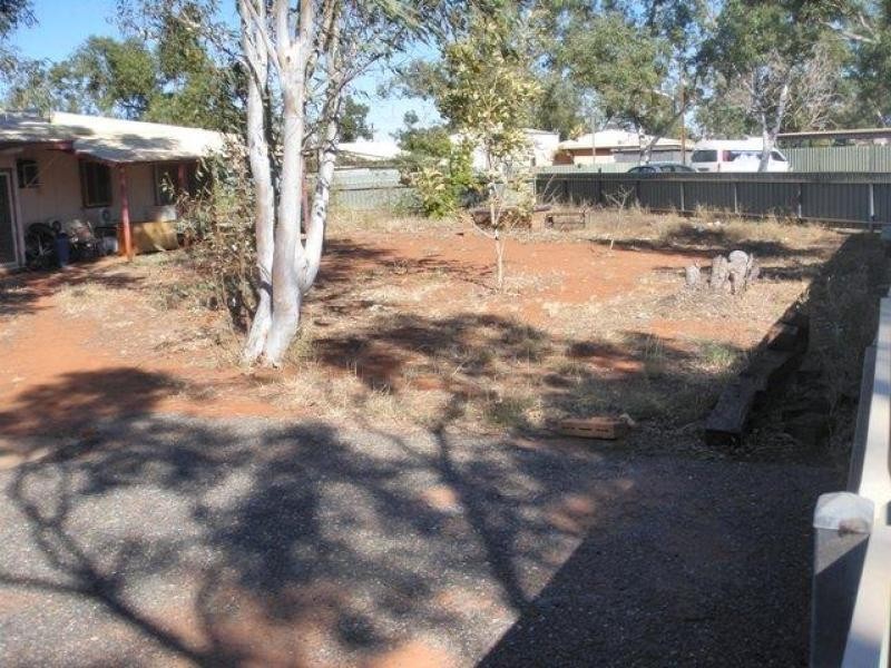 2 Smith Street, South Hedland WA 6722