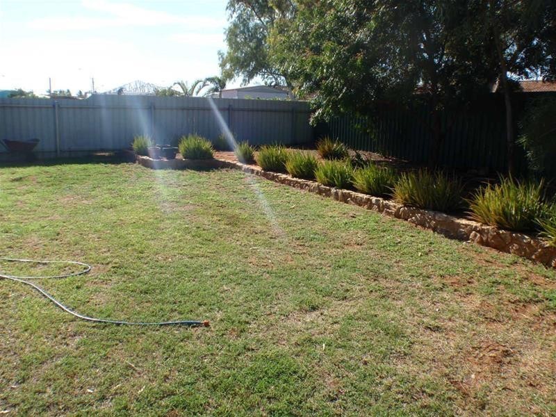 8A Eucla Close, South Hedland WA 6722