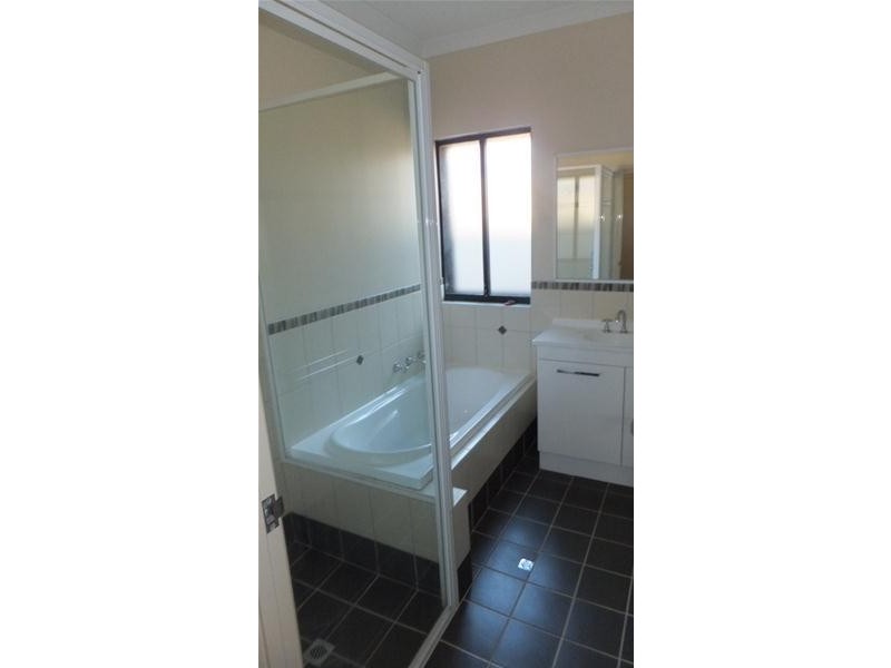 33 Minderoo Avenue, South Hedland WA 6722