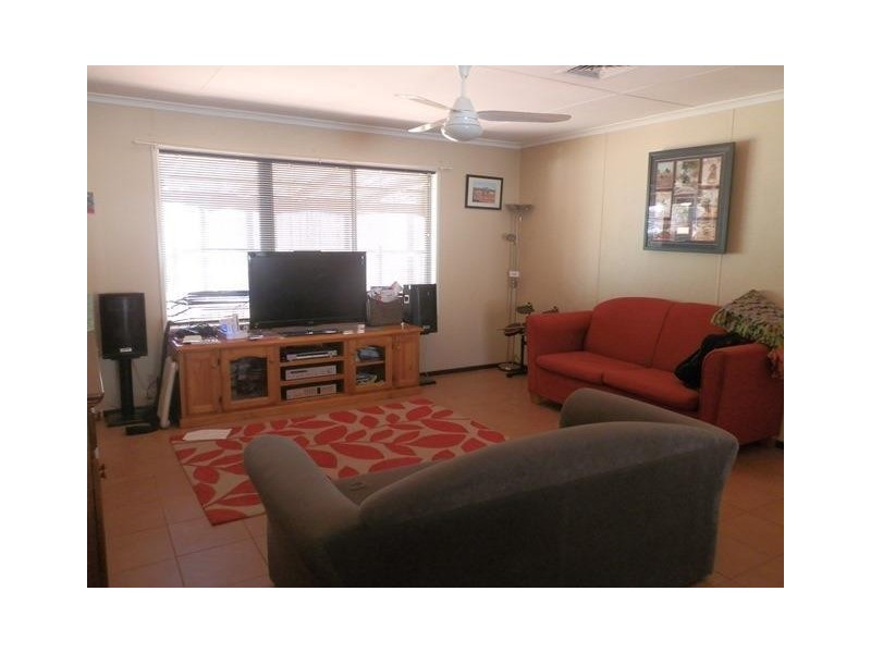 16 Tjilla Street, Newman WA 6753