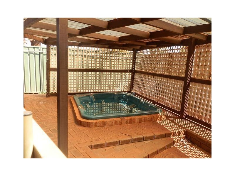 16 Tjilla Street, Newman WA 6753