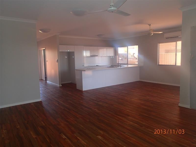 32 Homestead Ramble, Newman WA 6753