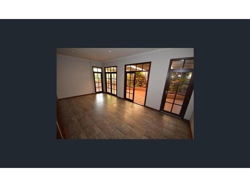 11 Mindarra Drive, Newman WA 6753