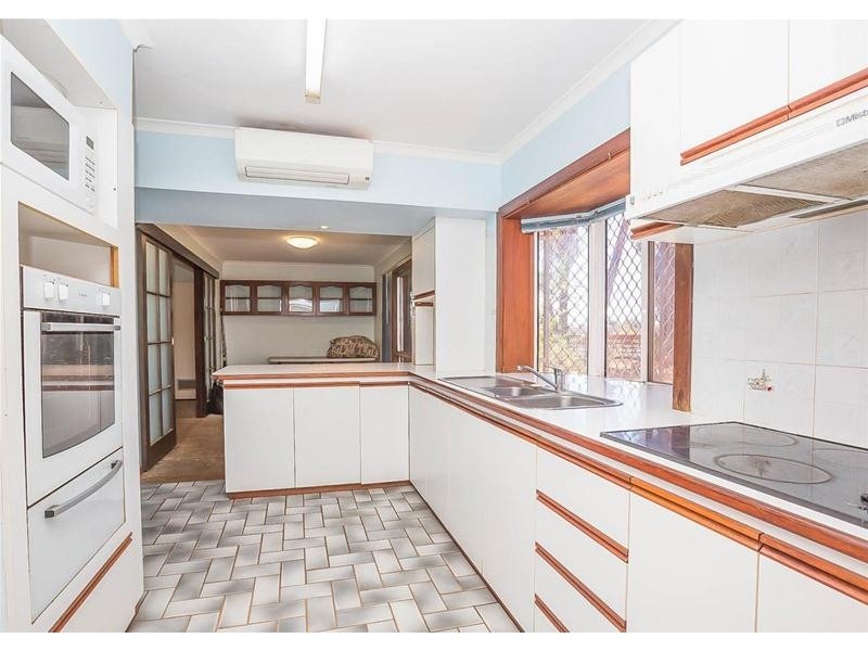 2 Hawkins Street, South Hedland WA 6722