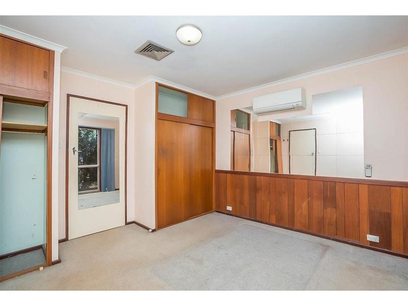 2 Hawkins Street, South Hedland WA 6722