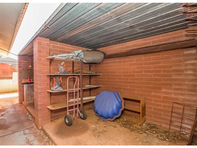 2 Hawkins Street, South Hedland WA 6722