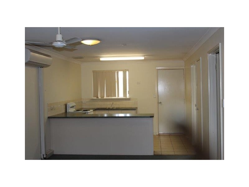 8/1 Cowra Drive, Newman WA 6753