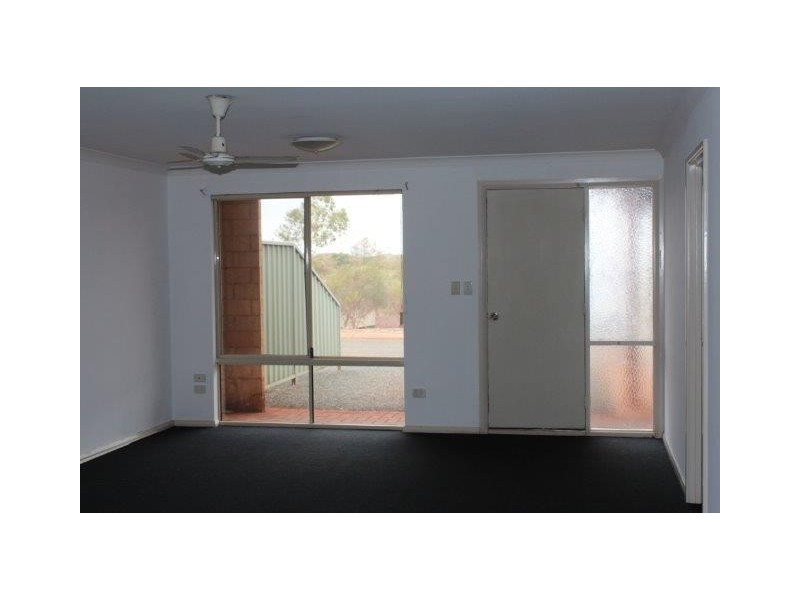 8/1 Cowra Drive, Newman WA 6753