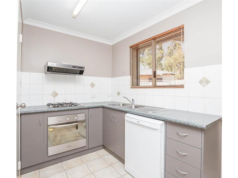 11/4 Reynolds Place, South Hedland WA 6722